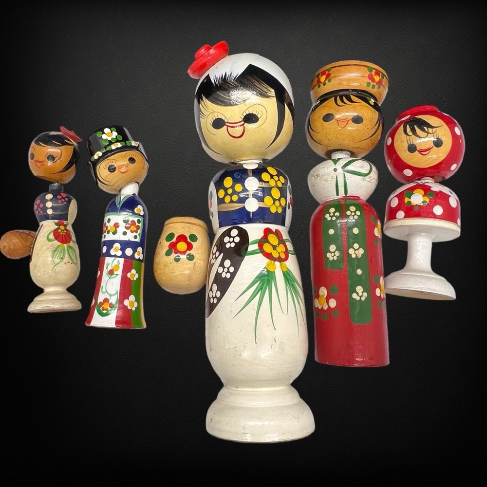 Vintage Korean & Japanese Kokeshi Bobble Head Dolls - Picture 5 of 13